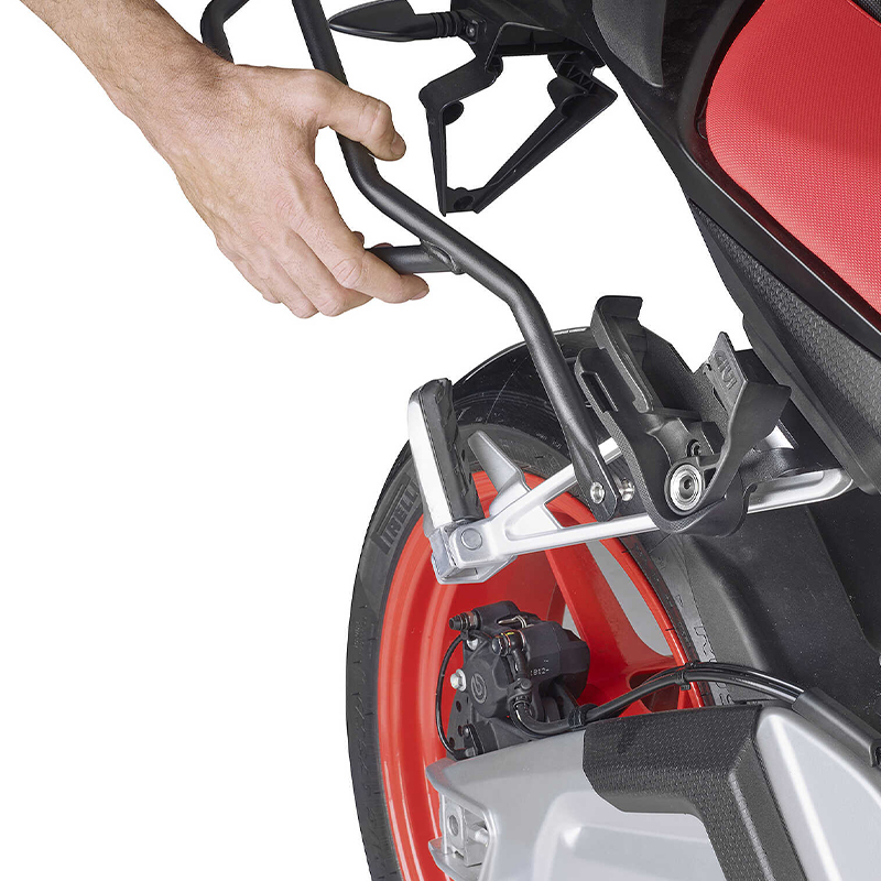 KIT DE FIJACION ALFORJAS GIVI TR1188 HONDA X-ADV 750 KIT DE FIJACION ALFORJAS GIVI TR1188 HONDA X-ADV 750