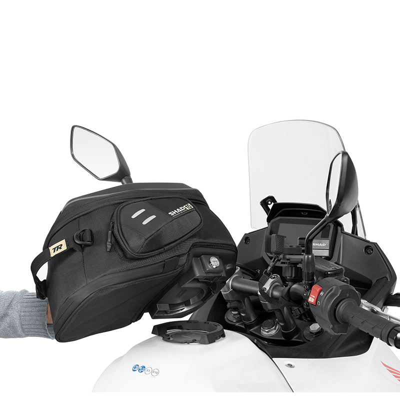 FIJACION BOLSA DE DEPOSITO SHAD CLICK SYSTEM Y011CS YAMAHA MT07