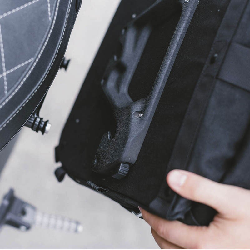 ALFORJA SW-MOTECH LEGEND GEAR LC2 IZQUIERDA13,5 LITROS BC.HTA.00.402.10100L