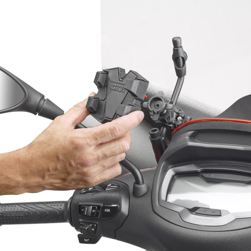 SOPORTE UNIVERSAL PARA SMARTPHONE GIVI S921 SMART CLIP