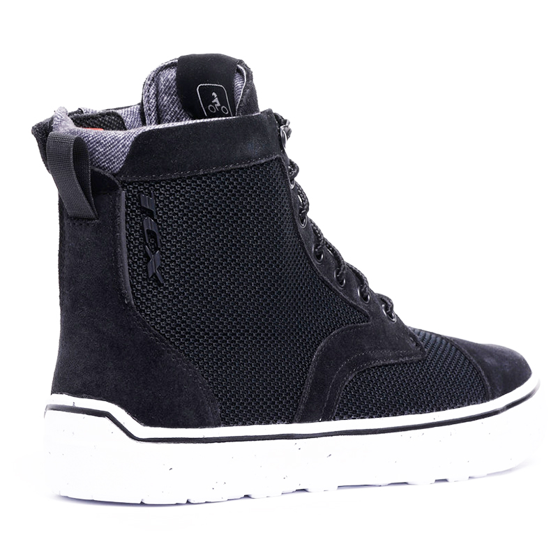 ZAPATILLAS TCX DARTWOOD TEX BLACK/WHITE