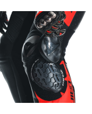 MONO DAINESE MISANO 3 D-AIR PERFORADO NEW BLACK/RED/FLUO RED | 1 Pieza de moto | %brands%