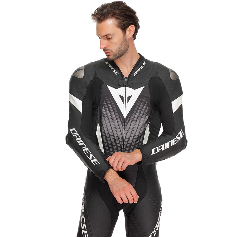 MONO DAINESE LAGUNA SECA 6 PROFESIONAL PERFORADO NEW BLACK/WHITE/ANTHRACITE | 1 Pieza de moto | %brands%