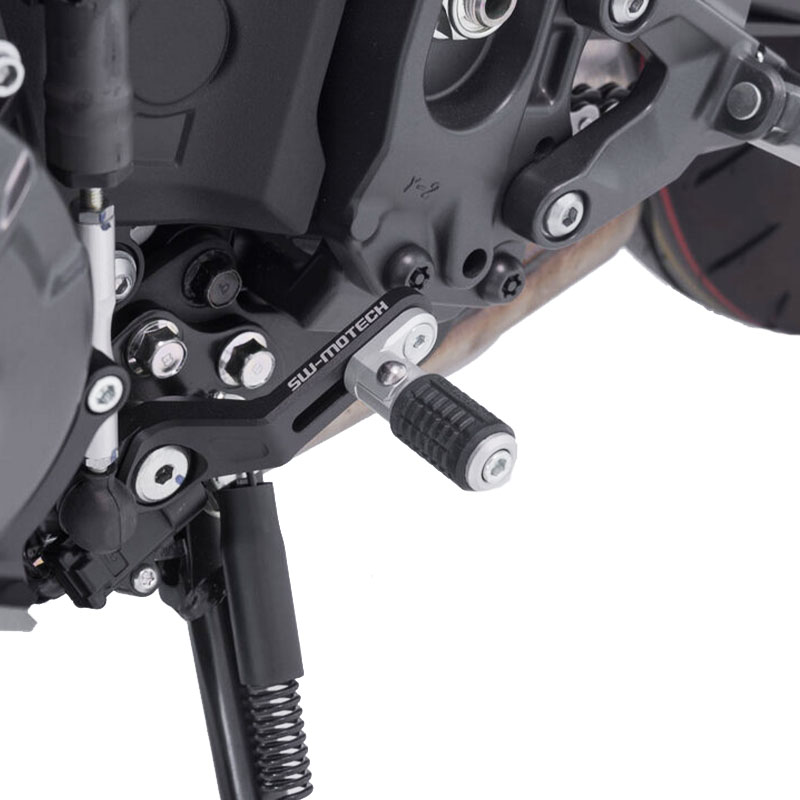 PALANCA DE CAMBIO SW-MOTECH YAMAHA XSR/MT-09/TRACER-9 FSC.06.851.10000 | Estriberas, pedales y palancas de moto | %brands%