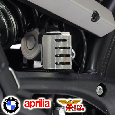 PROTECTOR DE DEPOSITO LIQUIDO DE FRENO CROSSPRO BMW/APRILIA/MORINI PLATA