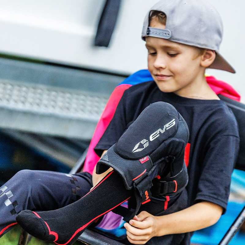 RODILLERAS EVS GENESIS YOUTH INFANTIL BLACK | Rodilleras y Coderas de moto | %brands%