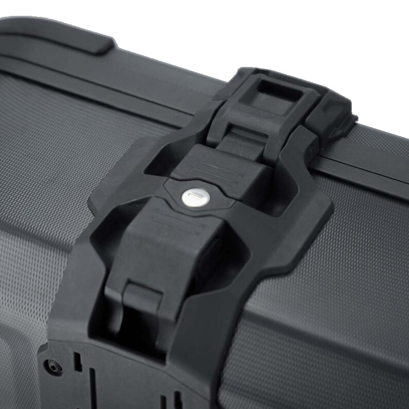 PACK MALETAS LATERALES + SOPORTES SW-MOTECH DUSC CFMOTO KFT.10.057.65000/B | Maletas laterales de moto | %brands%