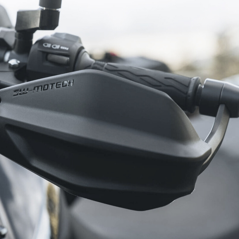 SET DE PROTECCIONES ADVENTURE SW-MOTECH MOTO GUZZI V85 TT ADV.17.925.76200 | Kit Adventure de moto | %brands%