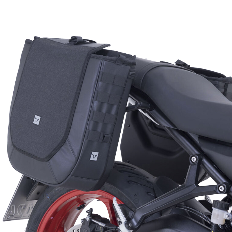 PACK DE ALFORJAS SW-MOTECH LEGEND GEAR Y SOPORTES V-LOC TRIUMPH TRIDENT 660 BC.HTA.11.842.22000 | Alforjas de moto | %brands%